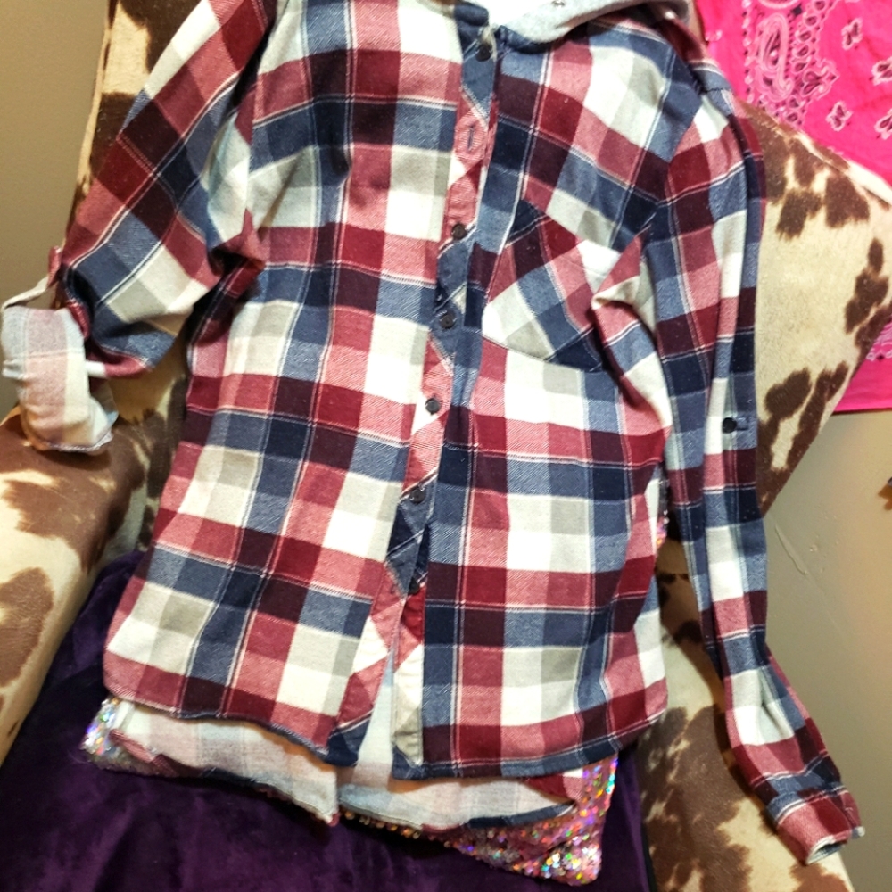 Rue21 button up shirt